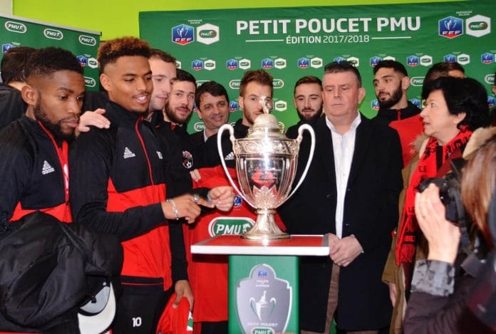 Les Herbiers petit poucet Si le président Michel Landreau regarde la réplique de la coupe de France avec envie, il sait qu'il ne la gagnera pas. Mais un nouvel exploit contre le RC Lens lui ferait sûrement plaisir !