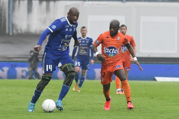 Arnold Garita FC Villefranche